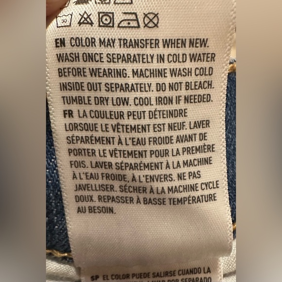 American Eagle 90’s Boyfriend Blue Distressed Jean Shorts - Picture 11 of 15